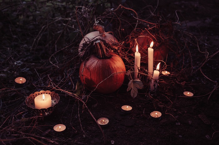 spooky Halloween kitchen